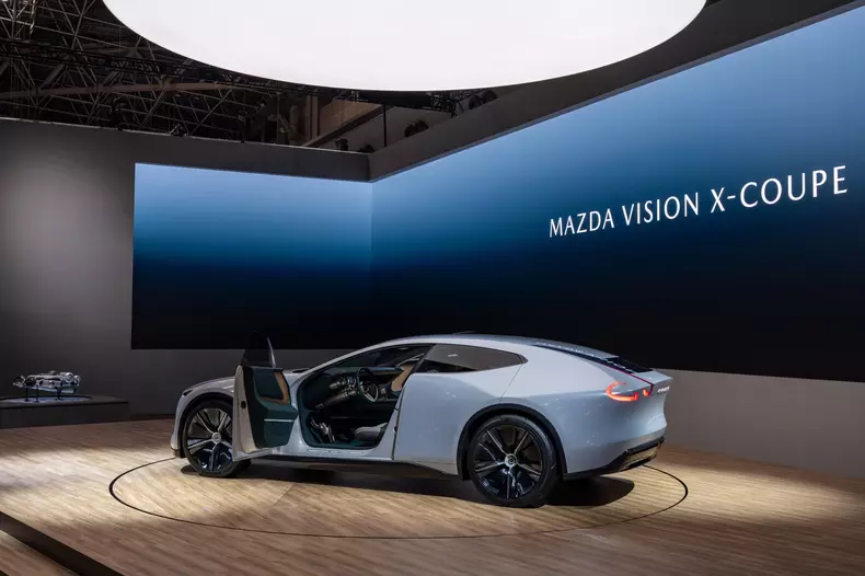 mazda_vision_x-coupe_jms25_4
