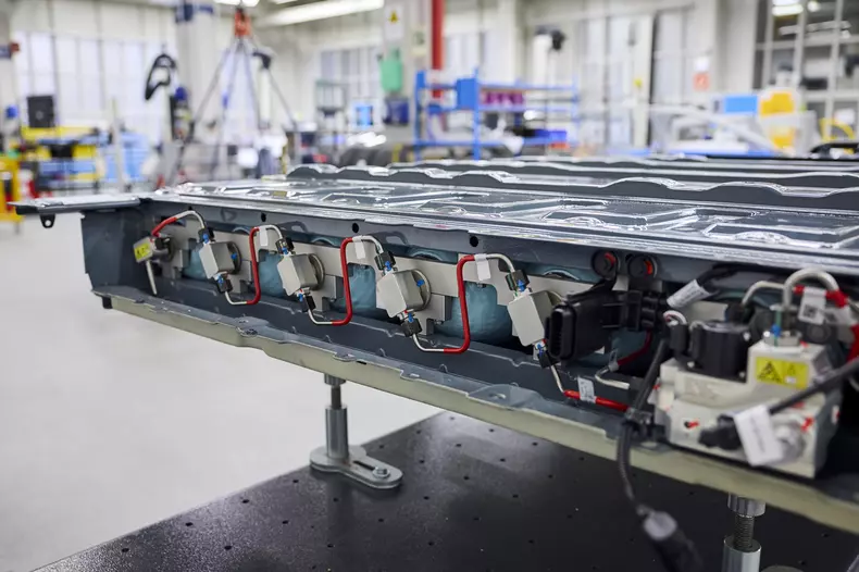 P90634032_highRes_bmw-hydrogen-flat-st