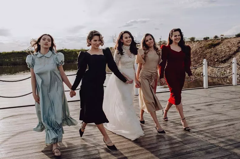 Lidia Buble și surorile ei