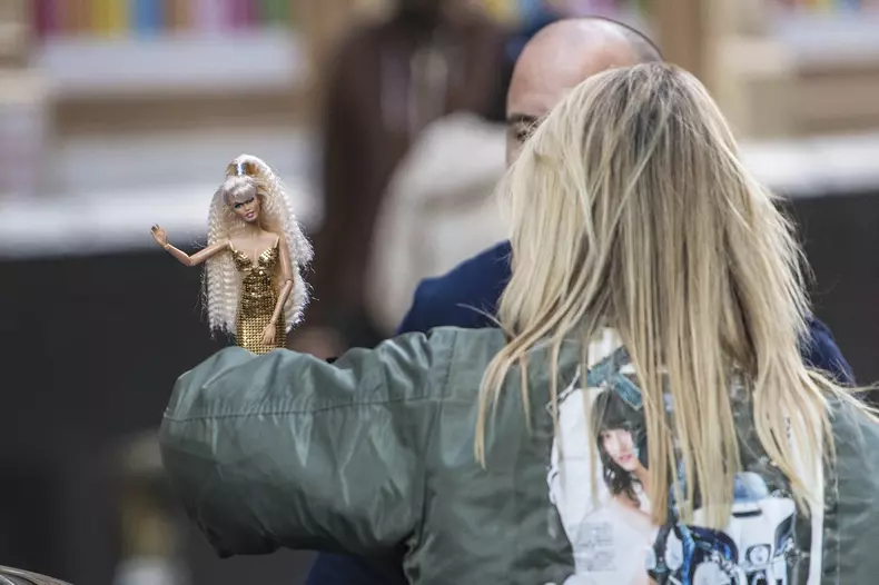 Claudia Schiffer Asked Assistants to Photograph her Barbie Doll