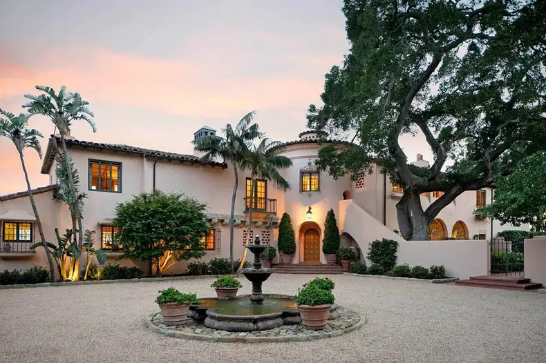 Orlando Bloom and Katy Perry have just bought this house in Montecito, California for $14.2 million