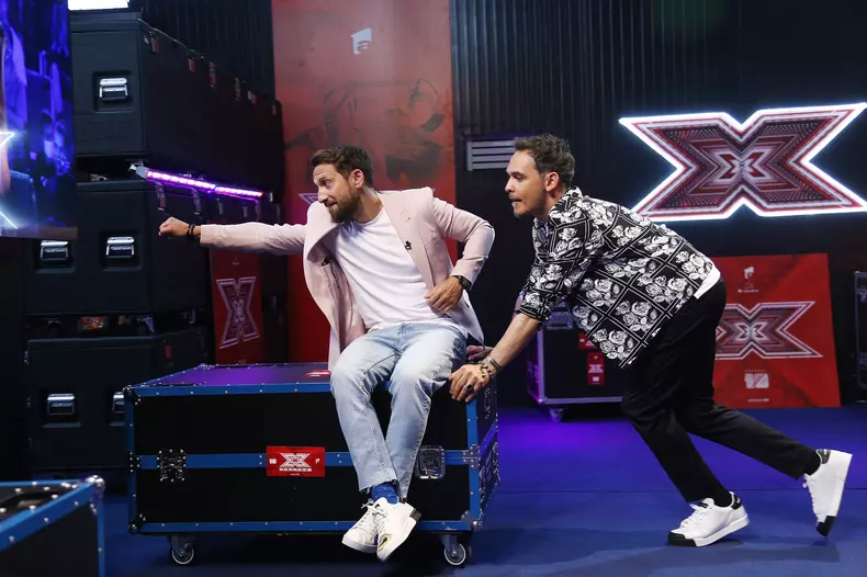 razvan simion si dani otil x factor sezonul 10 (1)