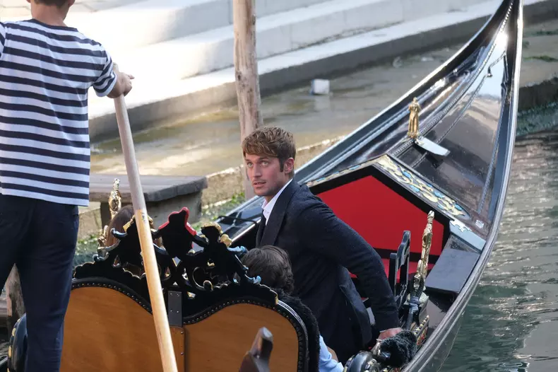 Exclusive -  'The Honeymoon' onset filming, Venice, Italy - 27 Sep 2021