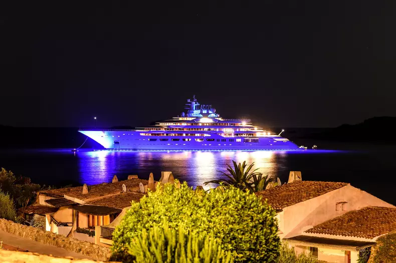 New giga yacht Dilmar 2 spotted in Sardinia during her first tri