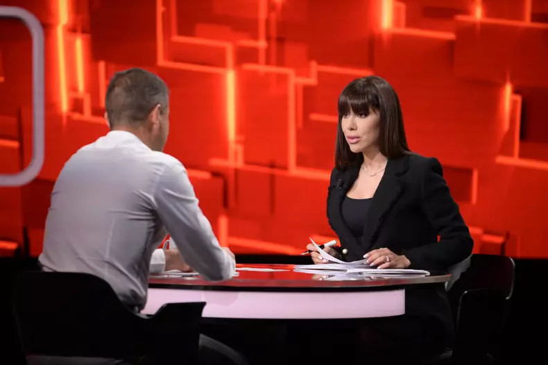 Cristian-Boureanu-si-Denise-Rifai_40-de-intrebari-1