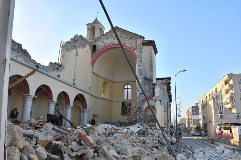 Catholic Church Destroyed by Quake - Turkey