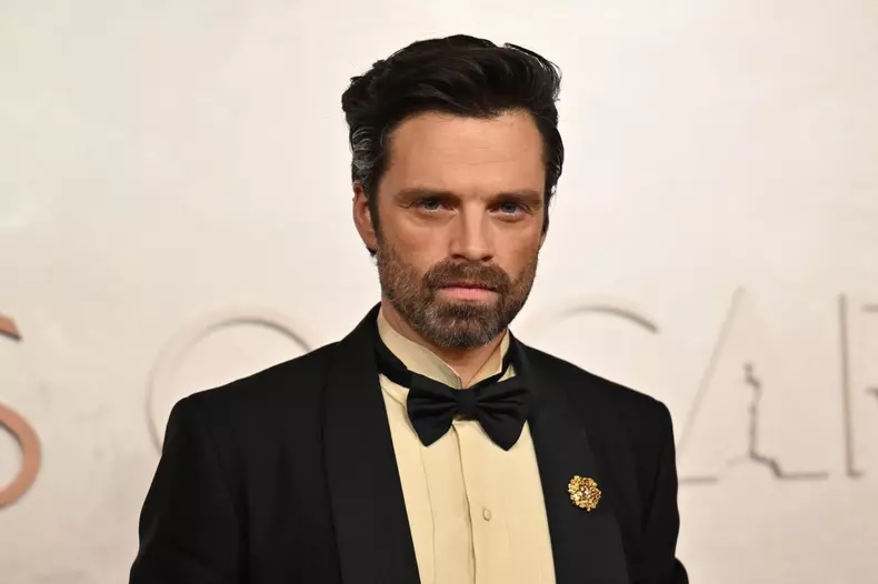 sebastian stan oscar 2025 (1)