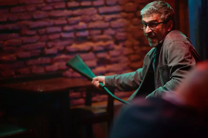 Dragos Bucur in serialul Trafic