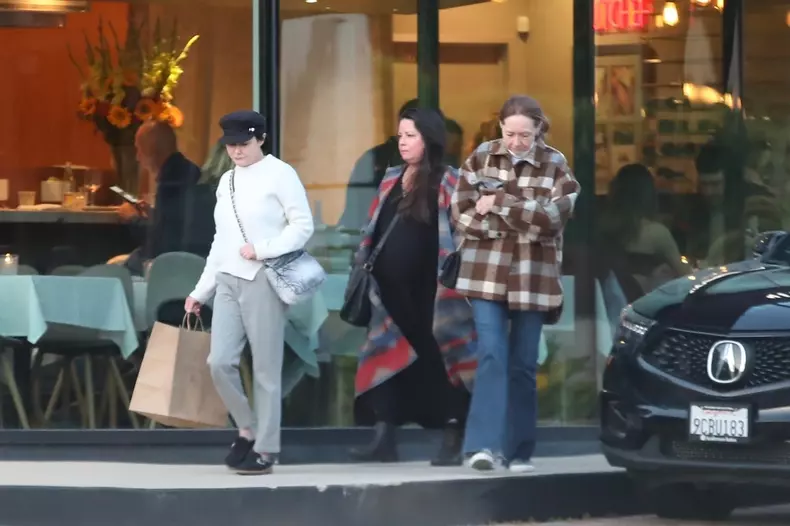 *EXCLUSIVE* Shannen Doherty leaves after dinner with her mom and a friend in Malibu