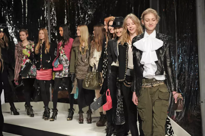 Moschino Cheap & Chic