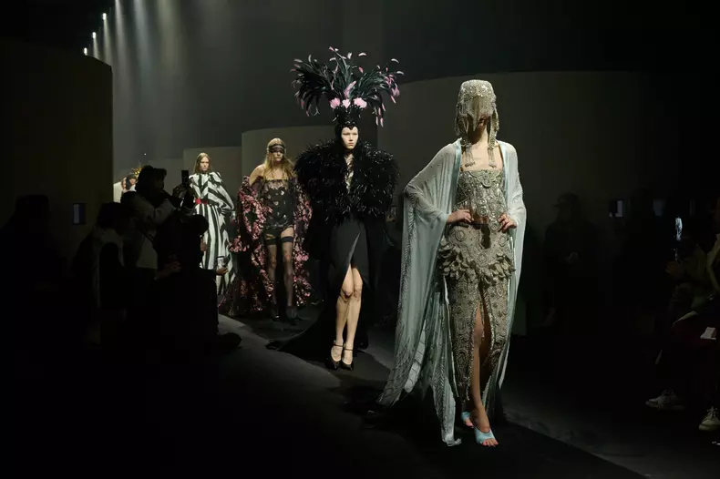 Valentino Haute Couture SS 2026 privirea, ritualul și moștenirea