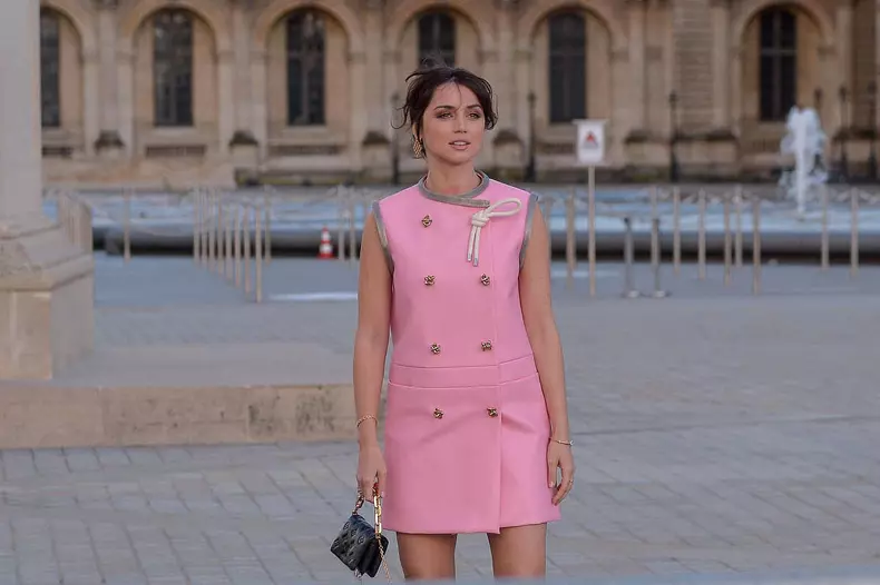 PFW Louis Vuitton Arrivals JR