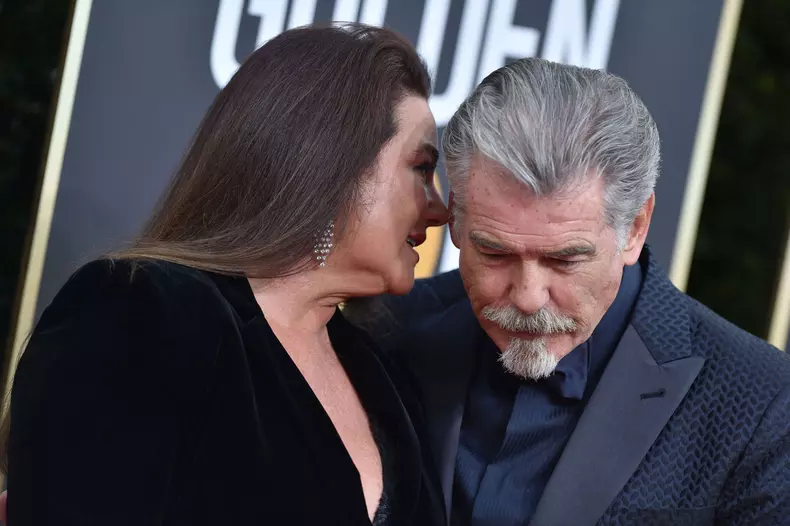 Keely Shaye Smith, Pierce Brosnan la Globurile de Aur 2020