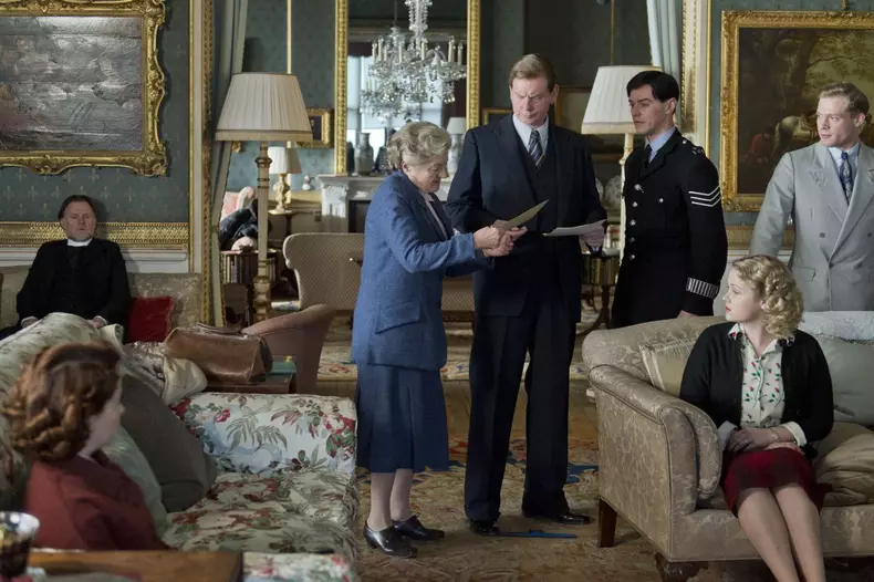 Miss-Marple-fc2fdeab-820f-4d3f-b4ec-a1f5e87e8c29-Episodic-Marple_S06_Ep02_01