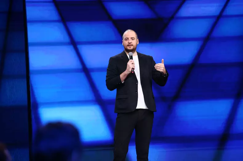 andrei-ciobanu-invitat-special-stand-up-revolution-episodul-7-sezon-2