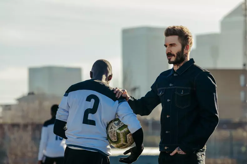 david-beckham-salveaza-echipa-1