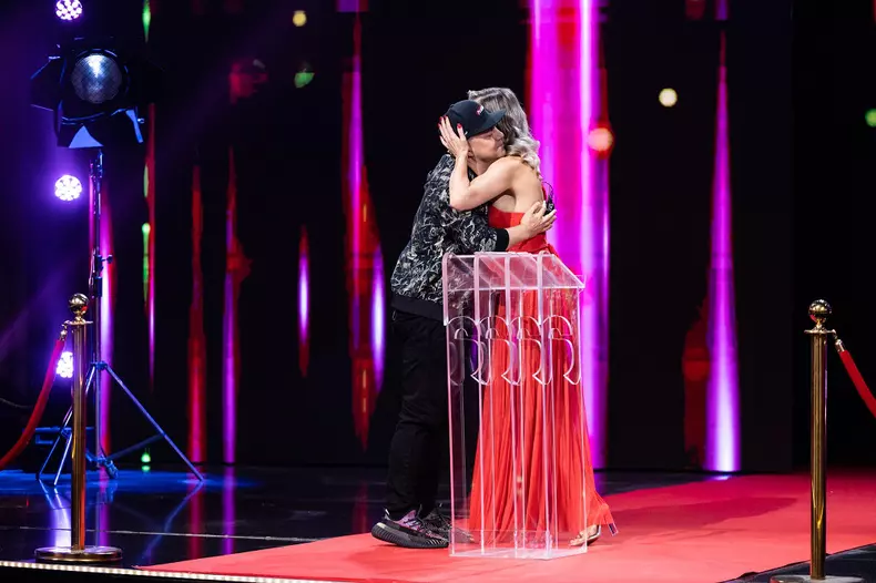 madalina-si-dan-badea-celebrities-twist-editie-speciala-stand-up-revolution