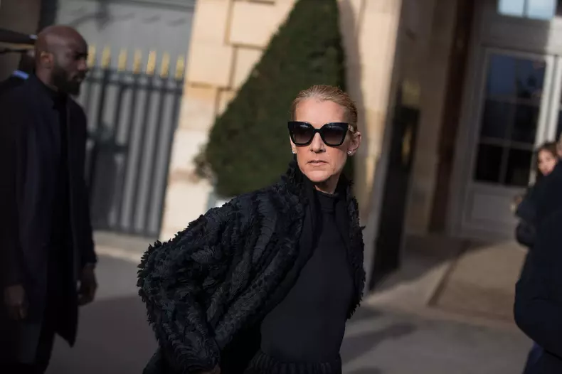 Celine Dion, anunț îngrijorător pentru fani. Ce se întâmplă, până la urmă, cu turneul mondial al artistei