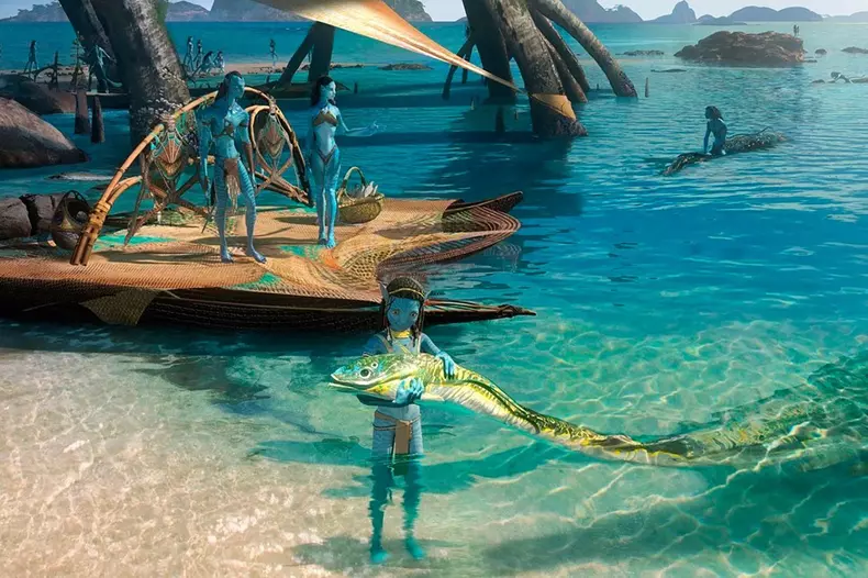 Avec Avatar: La Voie de l'eau (20th Century Studios) approchant de son seuil de rentabilité, le réalisateur James Cameron a confirmé que le film devrait recevoir une quatrième et une cinquième suite, en plus du troisième film déjà prévu