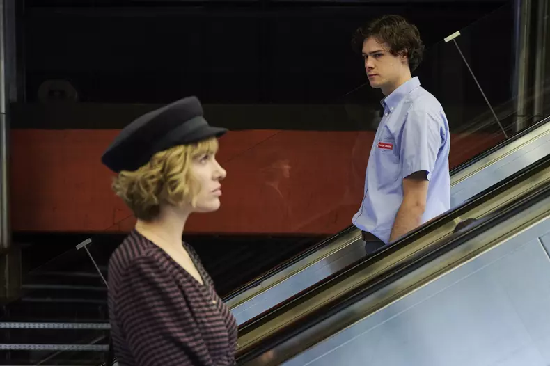 „Zăpadă de august” ajunge în cinematografe. De ce să nu ratezi filmul cu Thomas Prenn și Verena Altenberger