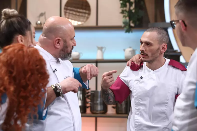 Răsturnare de situație la Chefi la cuțite, 9 octombrie 2023. Cătălin Scărlătescu a dat eliminarea peste cap