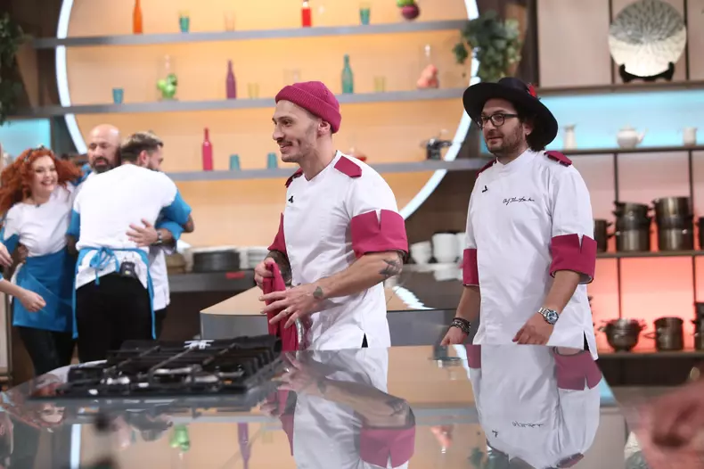 Răsturnare de situație la Chefi la cuțite, 9 octombrie 2023. Cătălin Scărlătescu a dat eliminarea peste cap