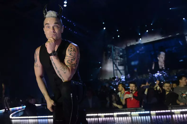 Robbie Williams ia medicamente pentru a slăbi 