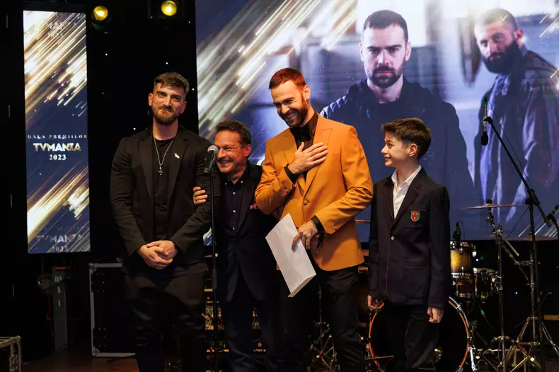 serialul de la Pro TV a primit trofeul pentru Cel mai bun serial românesc în cadrul galei Premiile TVmania 2023 (2)