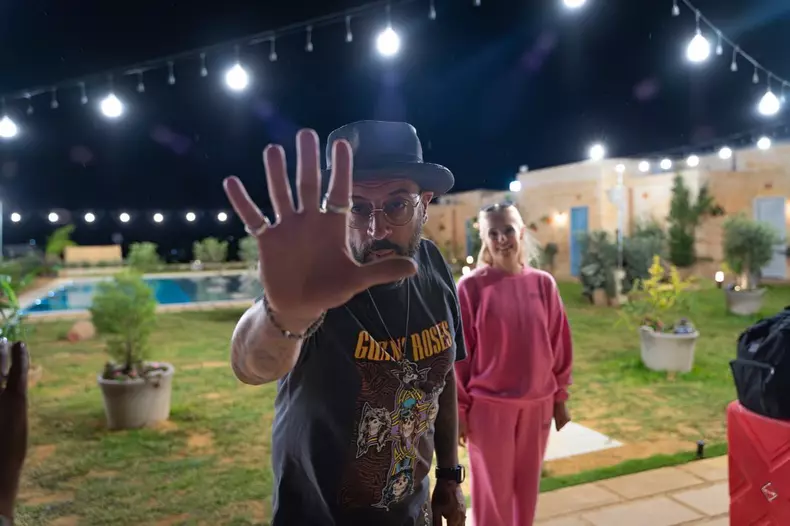 CRBL și Elena, primul cuplu eliminat de la „Power Couple România”  (9)