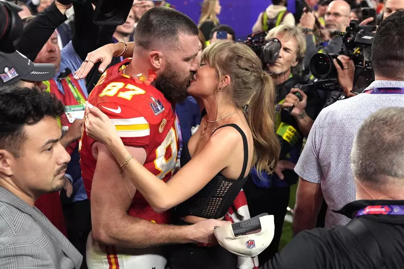 Taylor Swift, atracția principală de la Super Bowl 