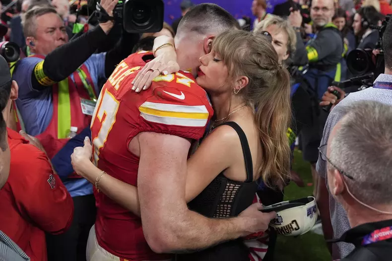 Taylor Swift, atracția principală de la Super Bowl 