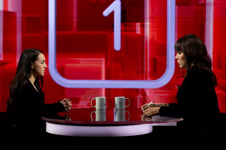 Larisa Iordache, în platoul 40 de întrebări cu Denise Rifai