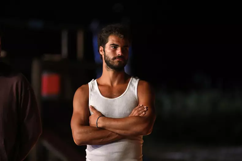 Robert Moscalu, eliminat de la Survivor All Stars  (10)