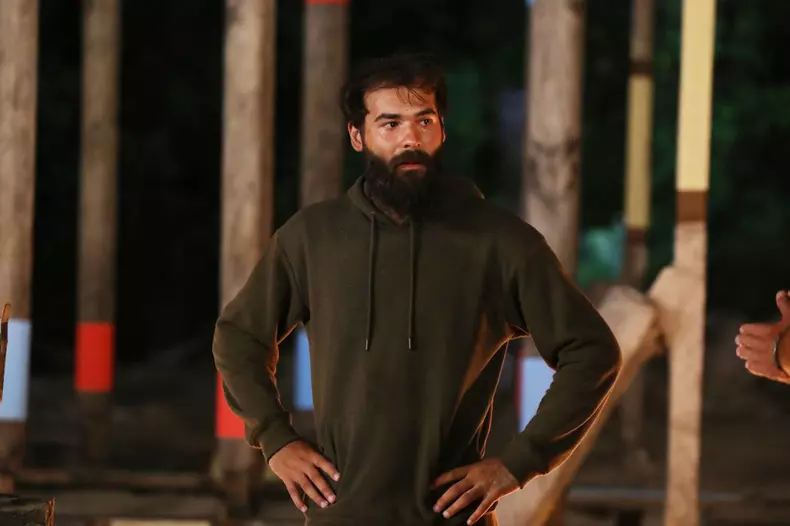 Robert Moscalu, eliminat de la Survivor All Stars  (5)