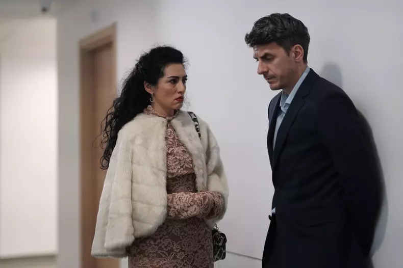 Ultimul episod din „Lia – soția soțului meu”, sezonul 3  (2)