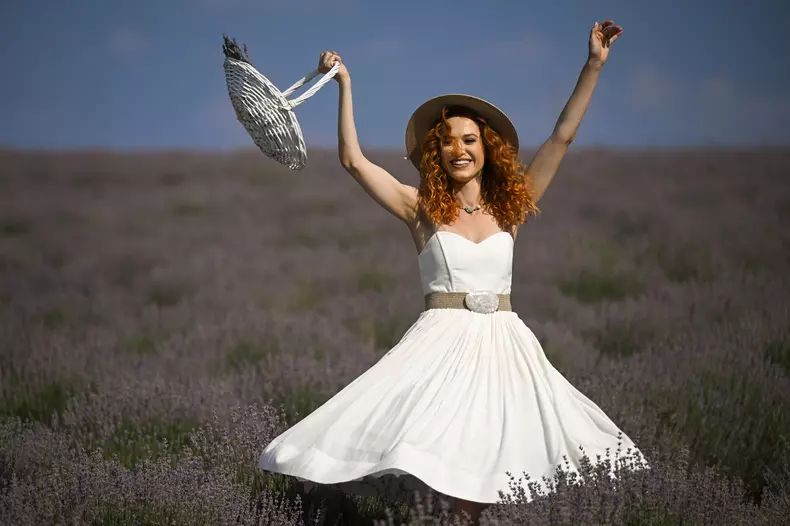 Iubire cu parfum de lavanda_1