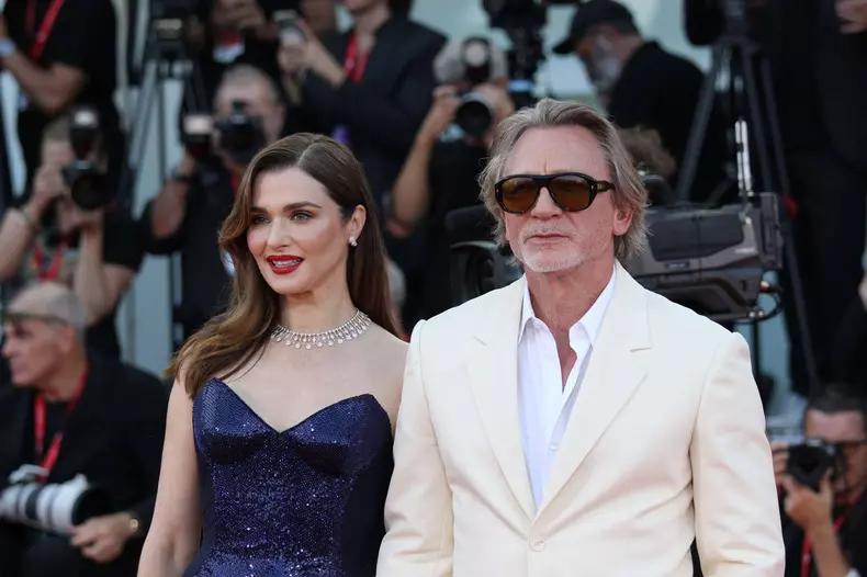 Daniel Craig Rachel Weisz red carpet Queer 2024 Venice
