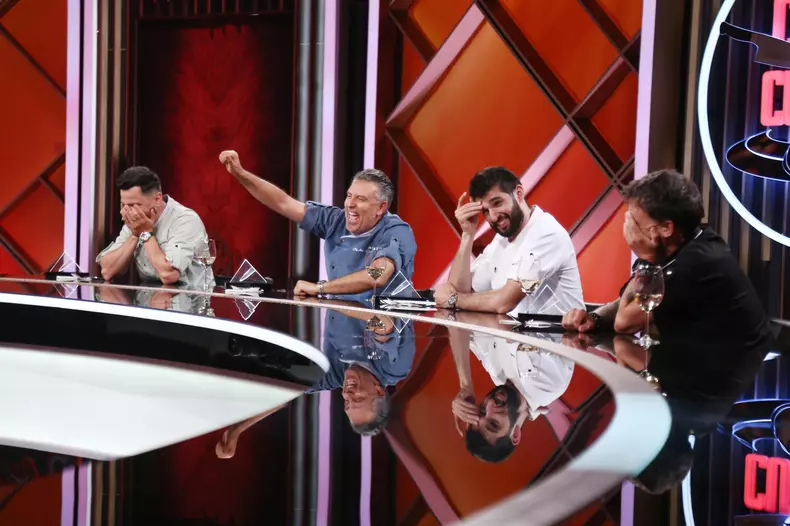 Cine a câștigat prima amuletă de la Chefi la cuțite, sezonul 14  (6)