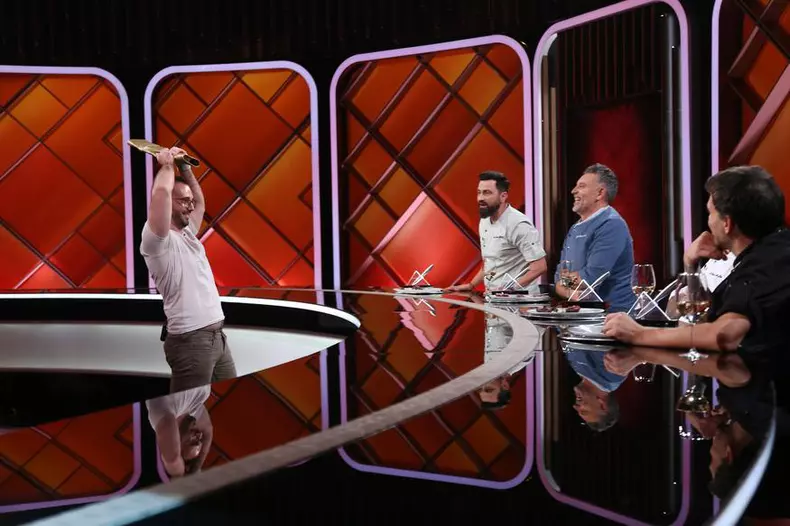 Cine este Daniel Ioan Plescan, cuțitul de aur al lui Alexandru Sautner de la Chefi la cuțite 2024, sezonul 14 (2)
