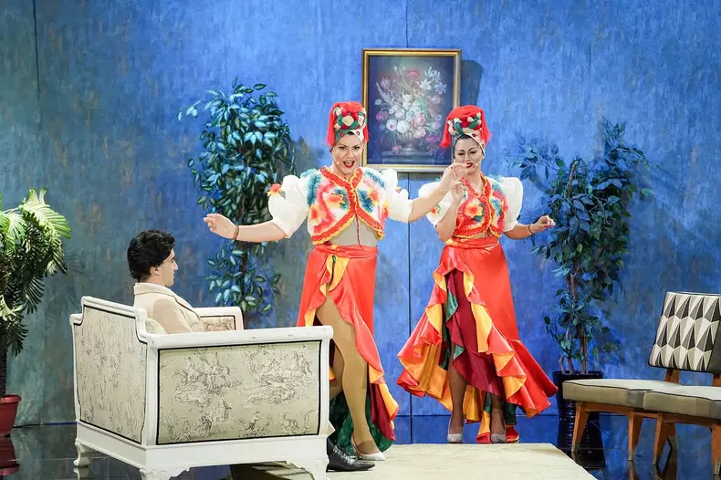 Doinita-oancea-marian-transformati-in-carmen-miranda-te-cunosc-de-undeva-2025 (2)