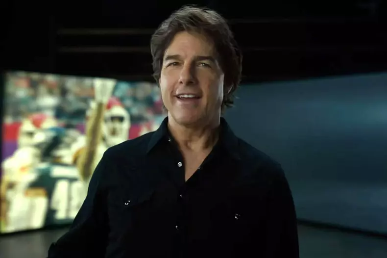 Tom Cruise Kicks Off 2025 Super Bowl with Dramatic Message About the Chiefs and Eagles
