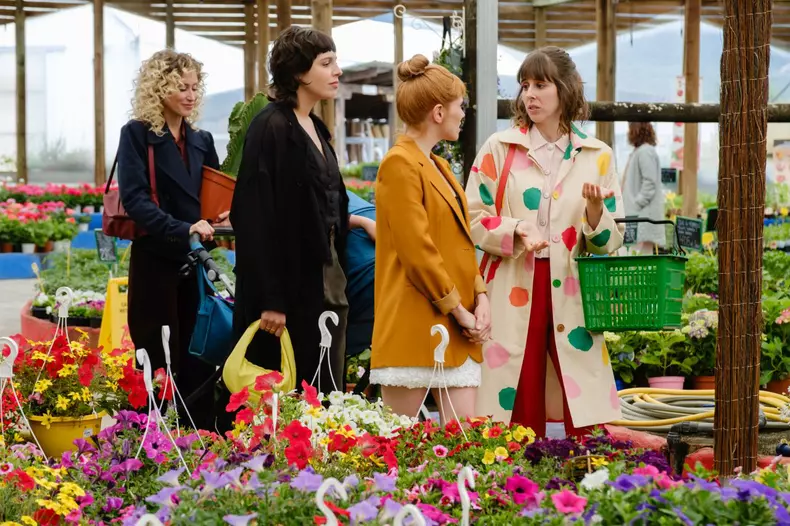 Valeria, imagini din sezonul 4 al serialului spaniol de pe Netflix (5)