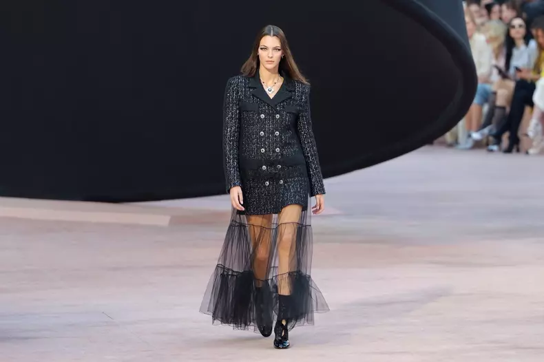 Chanel: Runway -  Paris Fashion Week - Womenswear Fall/Winter 2025-2026