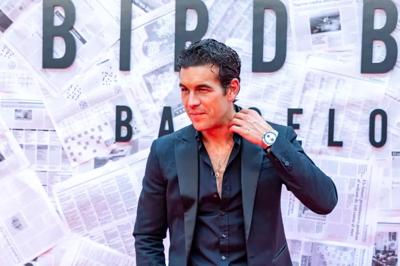 mario-casas-in-prezent