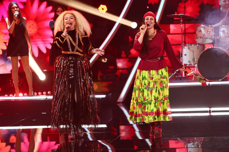 Emy și Laila - Loredana Groza și Carmen Tănase (1)