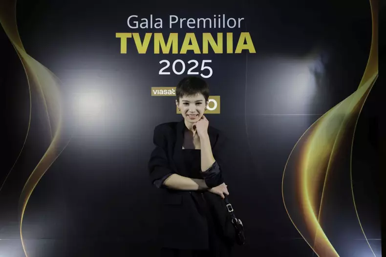 karina-jianu-premiile-tvmania-2025 (9)
