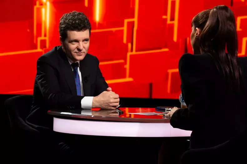 NICUSOR_DAN- la 40 de Intrebari cu Denise Rifai