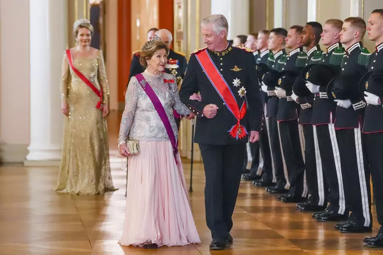 Moment istoric la Oslo: Reginele Mathilde și Sonja, alături de monarhii Philippe și Harald la banchetul regal