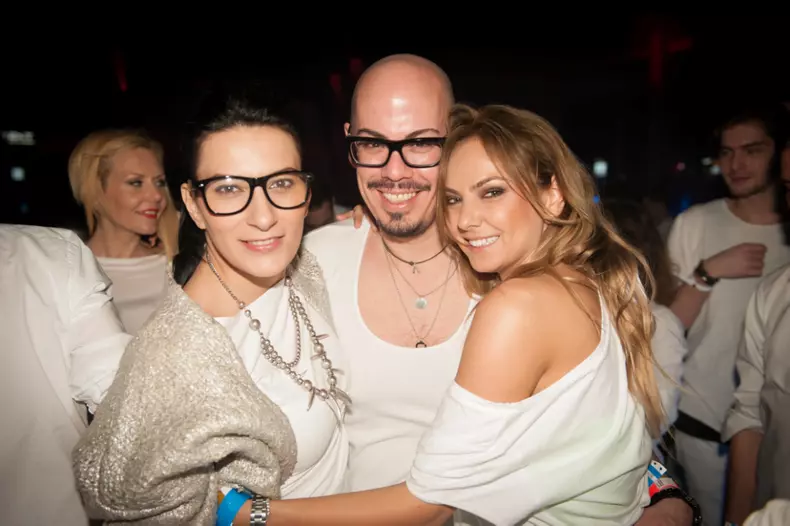 Joaquin Bonilla, Roxana Ionescu