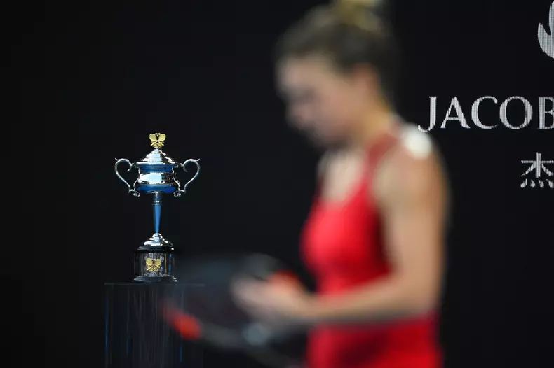 Simona Halep a pierdut finala Australian Open, jucată împotriva lui Caroline Wozniacki